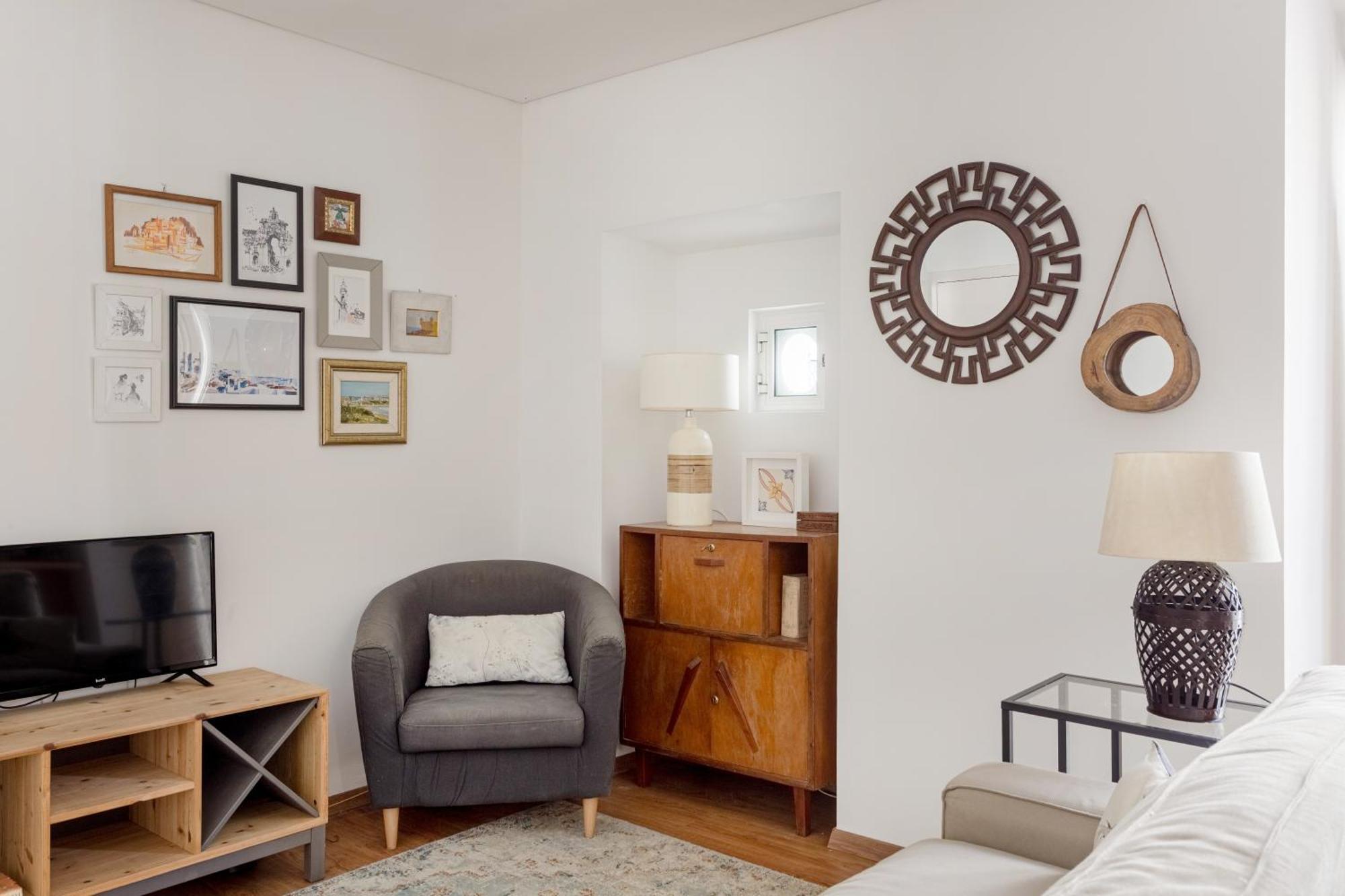 Curva Do 28, Alfama Apartment
